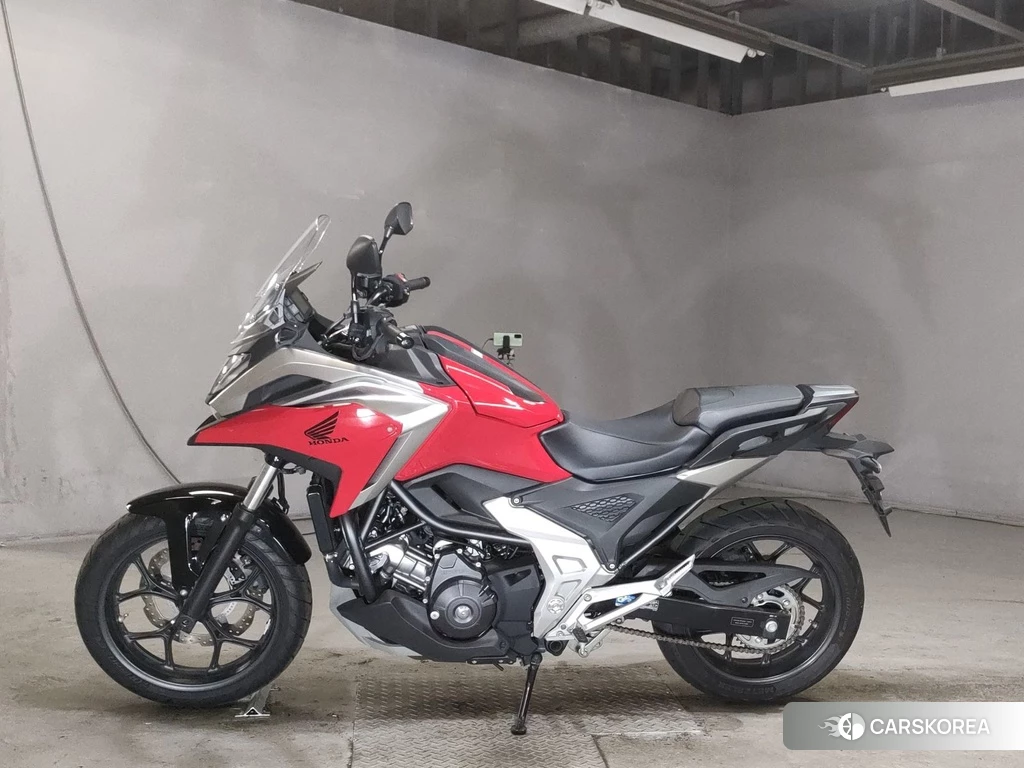 Проданный Honda NC750X DCT 2021 из Японии