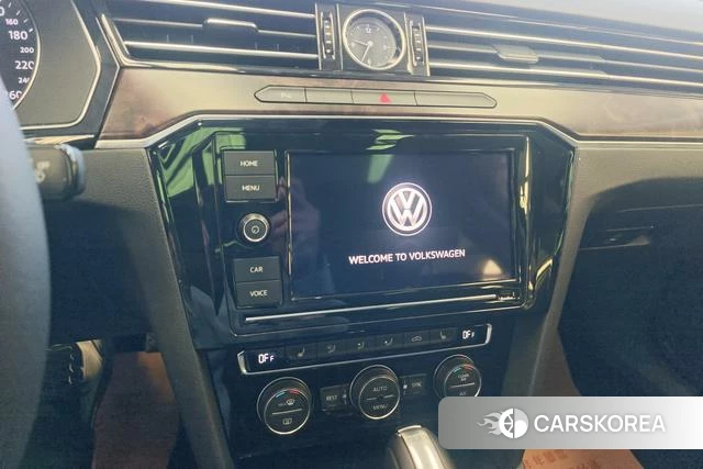 Volkswagen Magotan id 4218661 из Китая 9