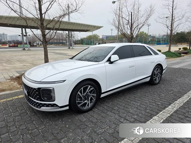 Hyundai Grandeur (GN7) id 3838791 из Кореи 9