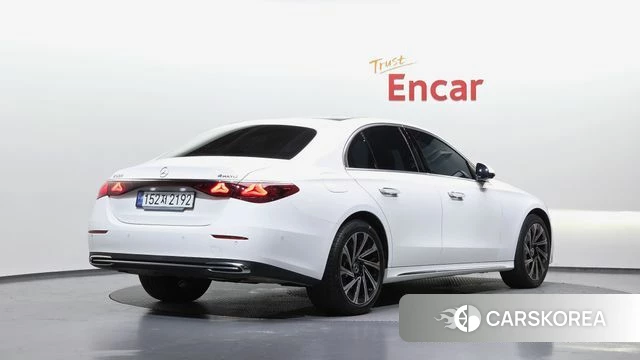 Mercedes-Benz E-Class W214 id 4584590 из Кореи 12