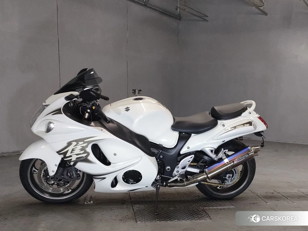 Проданный Suzuki GSX1300R HAYABUSA 2012 из Японии, фото 2