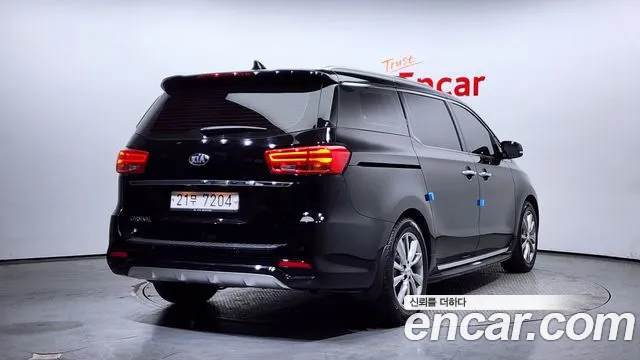 Kia The New Carnival id 2379637 из Кореи 12