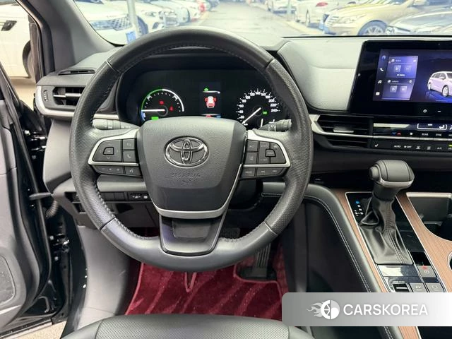Toyota Saina id 4260773 из Китая 12
