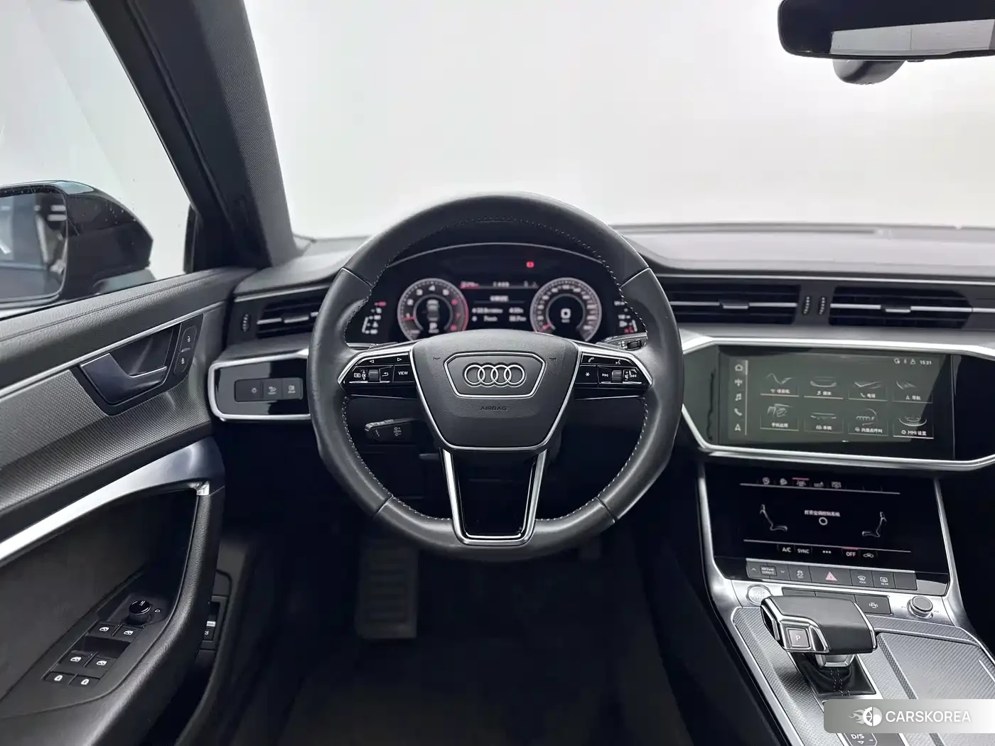 Audi A6L id 4539187 из Китая 9