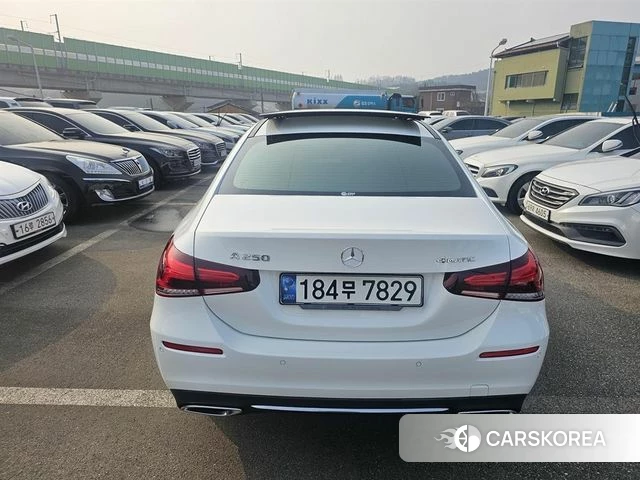 Mercedes-Benz A-Class W177 id 3828048 из Кореи 10