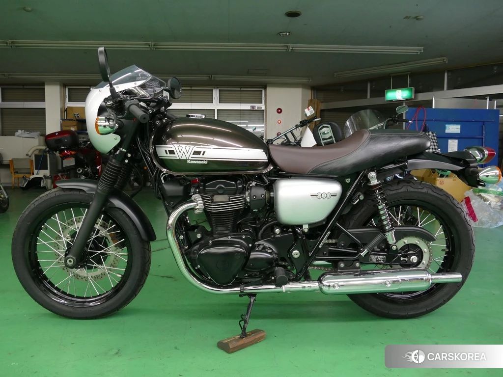 Проданный Kawasaki W800 CAFE 2019 из Японии, фото 2
