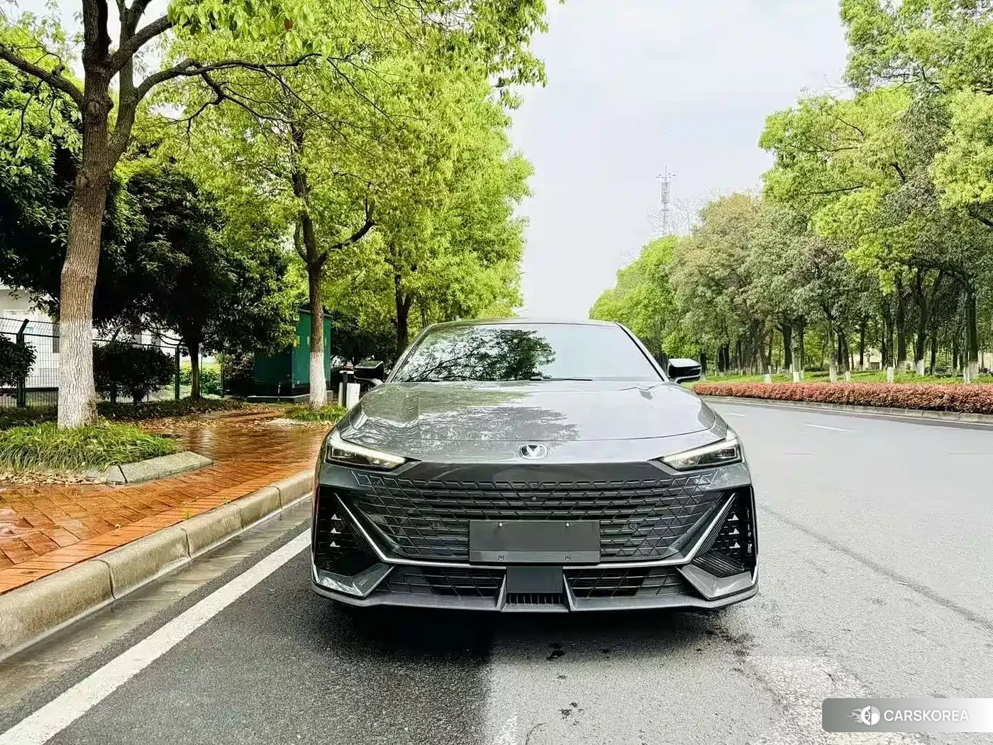Chang'an Changan UNI-V 2022 Silver/gray из Китая, фото 3
