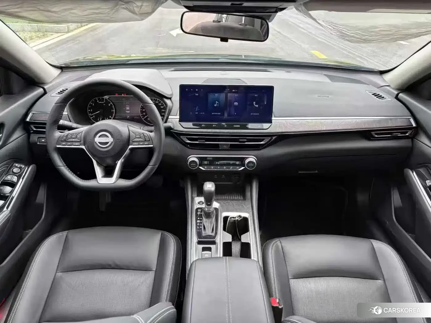 Nissan Altima 2023 Черный из Китая, фото 2