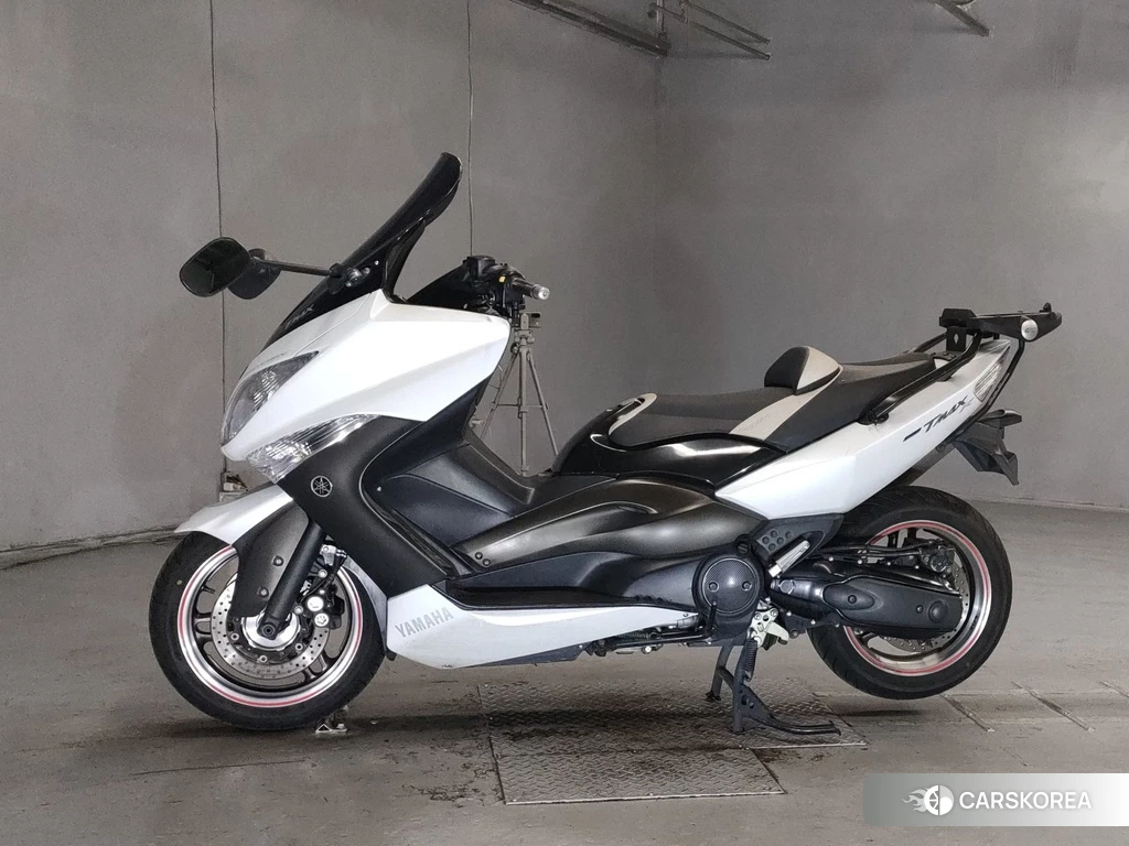 Проданный Yamaha T-MAX 500 2010 из Японии