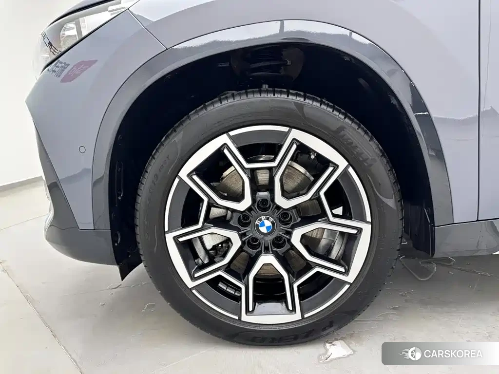BMW X1 id 4599652 из Китая 12