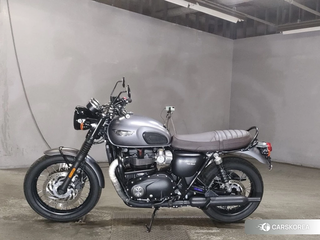 Проданный OTHER TRIUMPH T120 BONNEVILLE 2017 из Японии