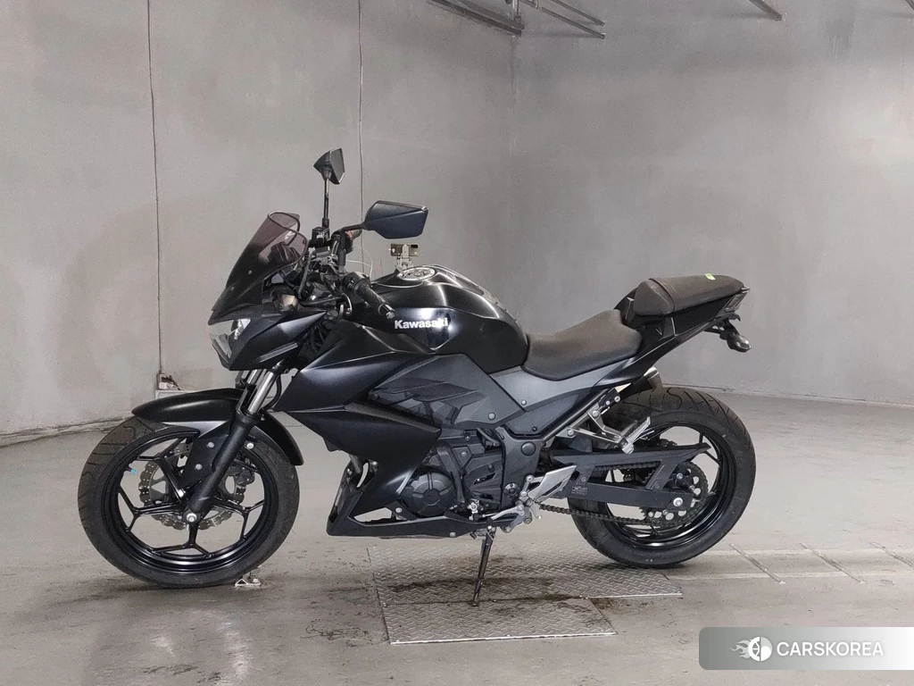 Проданный Kawasaki Z250 2013 из Японии