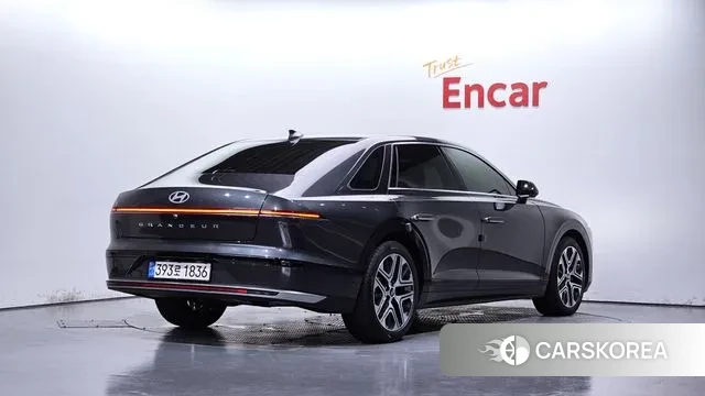 Hyundai Grandeur (GN7) id 3042530 из Кореи 12