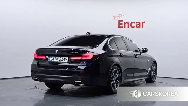 BMW 5 Series (G30) id 3468816 из Кореи 12