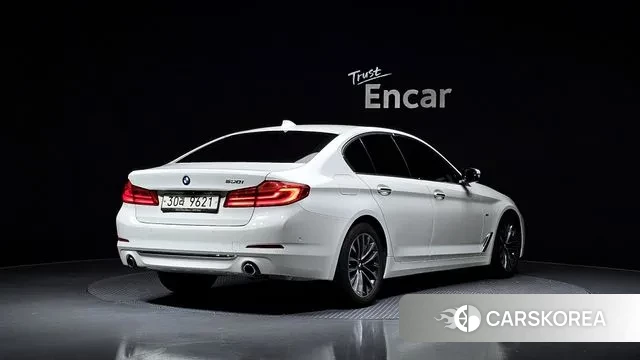 BMW 5 Series (G30) id 2966559 из Кореи 12