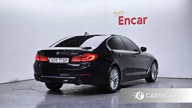 BMW 5 Series (G30) id 3703841 из Кореи 12