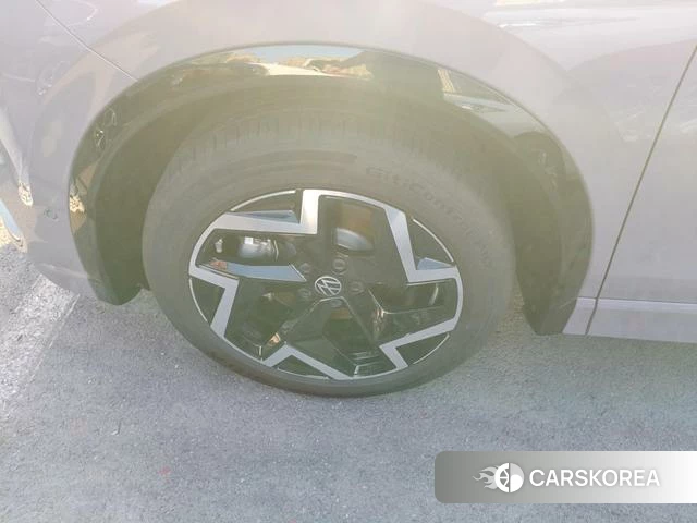 Volkswagen Tiguan L id 3920350 из Китая 8