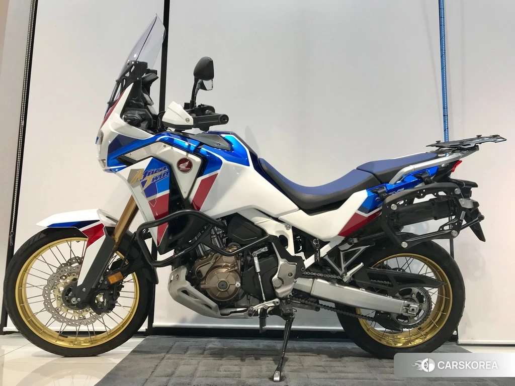 Проданный Honda CRF1100L AFRICA TWIN ADV ES 2020 из Японии, фото 2