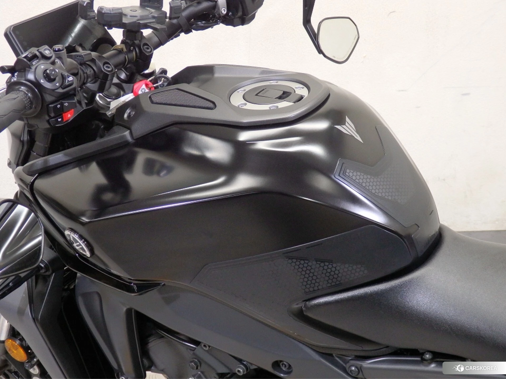 Проданный Yamaha MT-09 ABS id 4365575 из Японии, фото 12