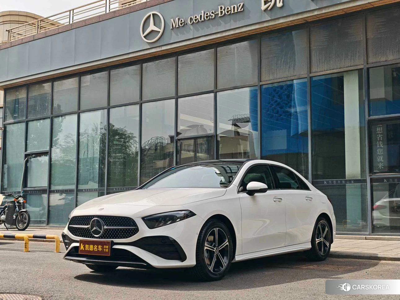 Mercedes-Benz Class A 2025 Белый из Китая, фото 5