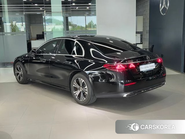 Mercedes-Benz E-Class W214 id 4635027 из Кореи 12