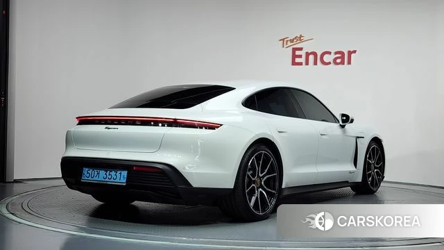 Porsche Taycan id 4540787 из Кореи 12