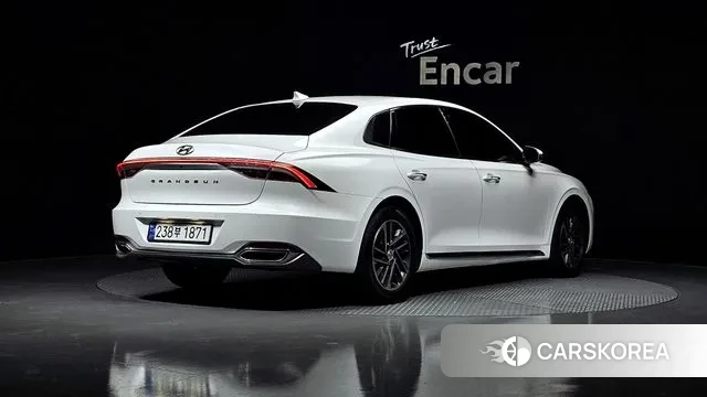 Hyundai The New Grandeur IG id 3777716 из Кореи 12