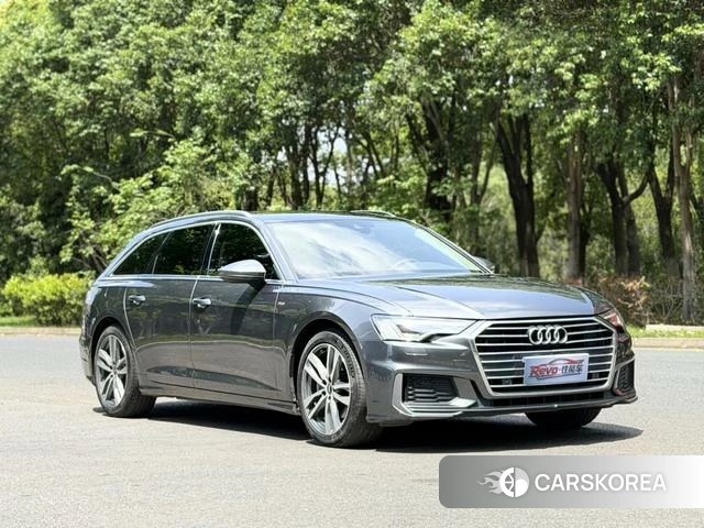 Audi A6 (import) 2021 Темно-серый из Китая, фото 2