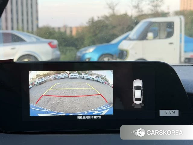 Mazda 3 Angkesaila 2023 Белый из Китая, фото 6