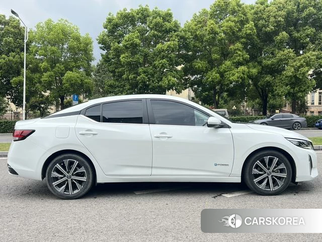 Nissan Xuan Yi id 4260872 из Китая 10