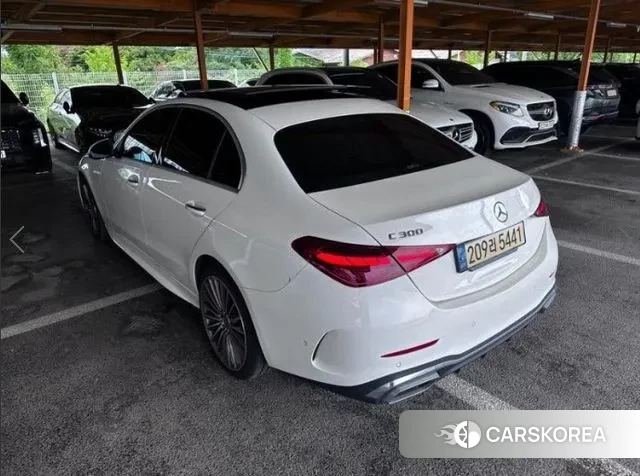 Mercedes-Benz C-Class W206 2022 Белый из Кореи, фото 3