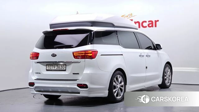 Kia The New Carnival id 4459377 из Кореи 12
