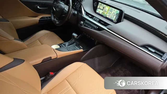 Lexus ES300h 7th generation 2020 Серый из Кореи, фото 6