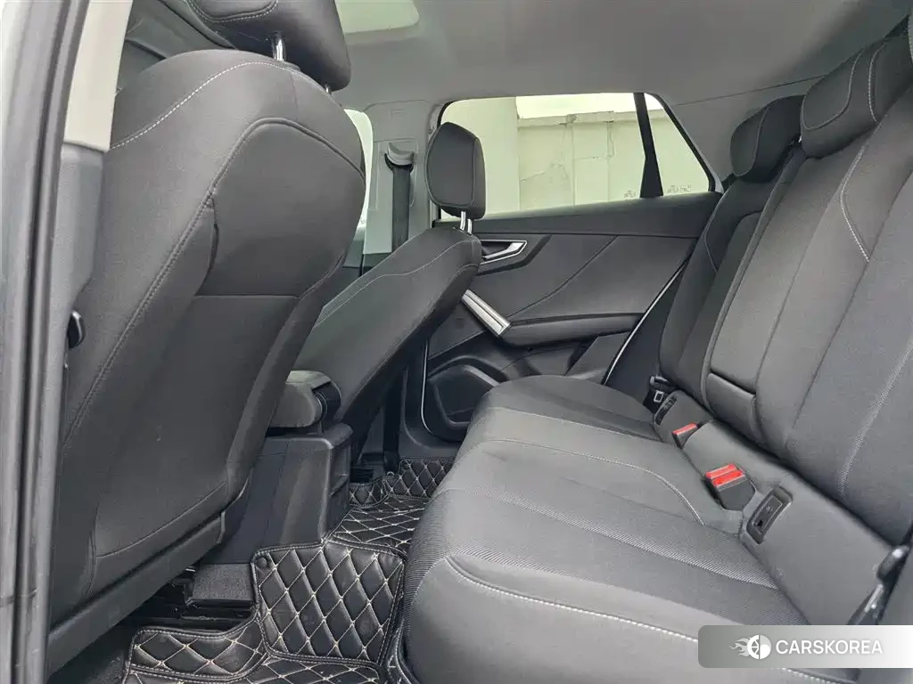Audi Q2L id 4565442 из Китая 8