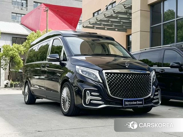 Mercedes-Benz V-class 2022 Черный из Китая, фото 2