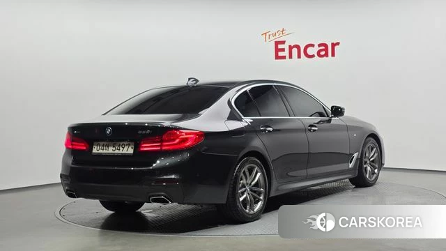 BMW 5 Series (G30) id 4390577 из Кореи 12