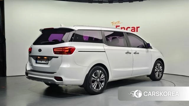 Kia The New Carnival id 4508504 из Кореи 12