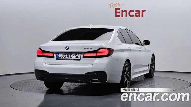 BMW 5 Series (G30) id 2658318 из Кореи 12