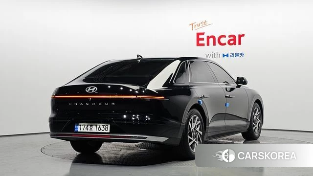 Hyundai Grandeur (GN7) id 4388625 из Кореи 12