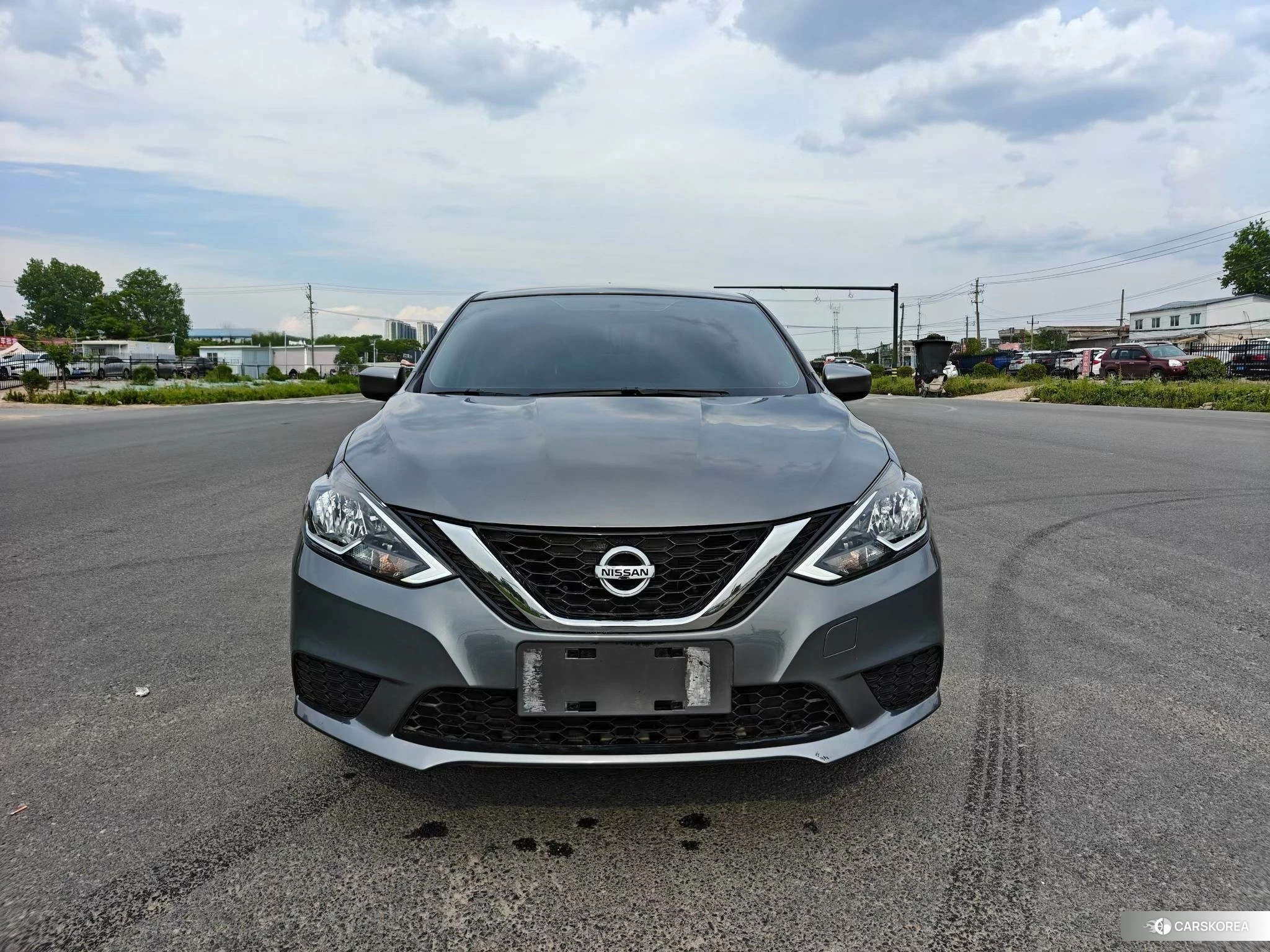 Nissan Xuan Yi 2024 Темно-серый из Китая, фото 2