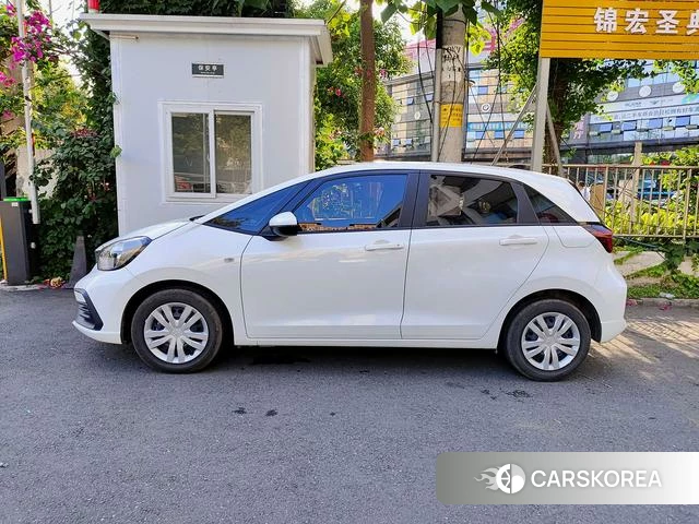 Honda Fit 2022 Белый из Китая, фото 3