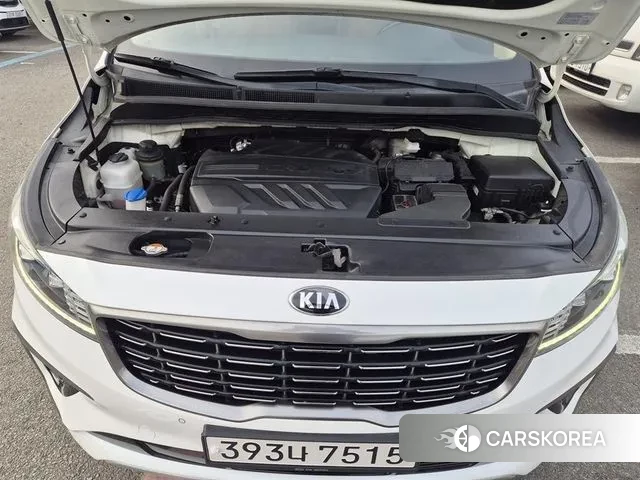 Kia The New Carnival id 3598398 из Кореи 12