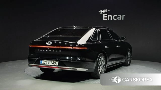 Hyundai Grandeur Hybrid (GN7) id 4016886 из Кореи 12