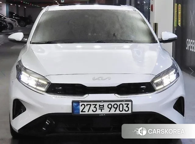 Kia The New K3 2nd generation 2021 Белый из Кореи, фото 2