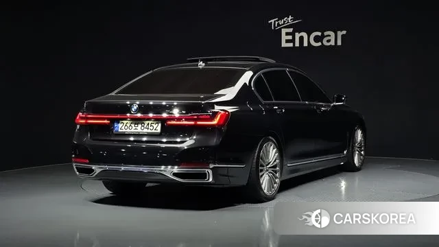 BMW 7 Series (G11) id 3592176 из Кореи 12