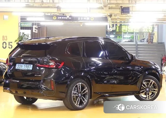 BMW iX1 (U11) id 3462088 из Кореи 12