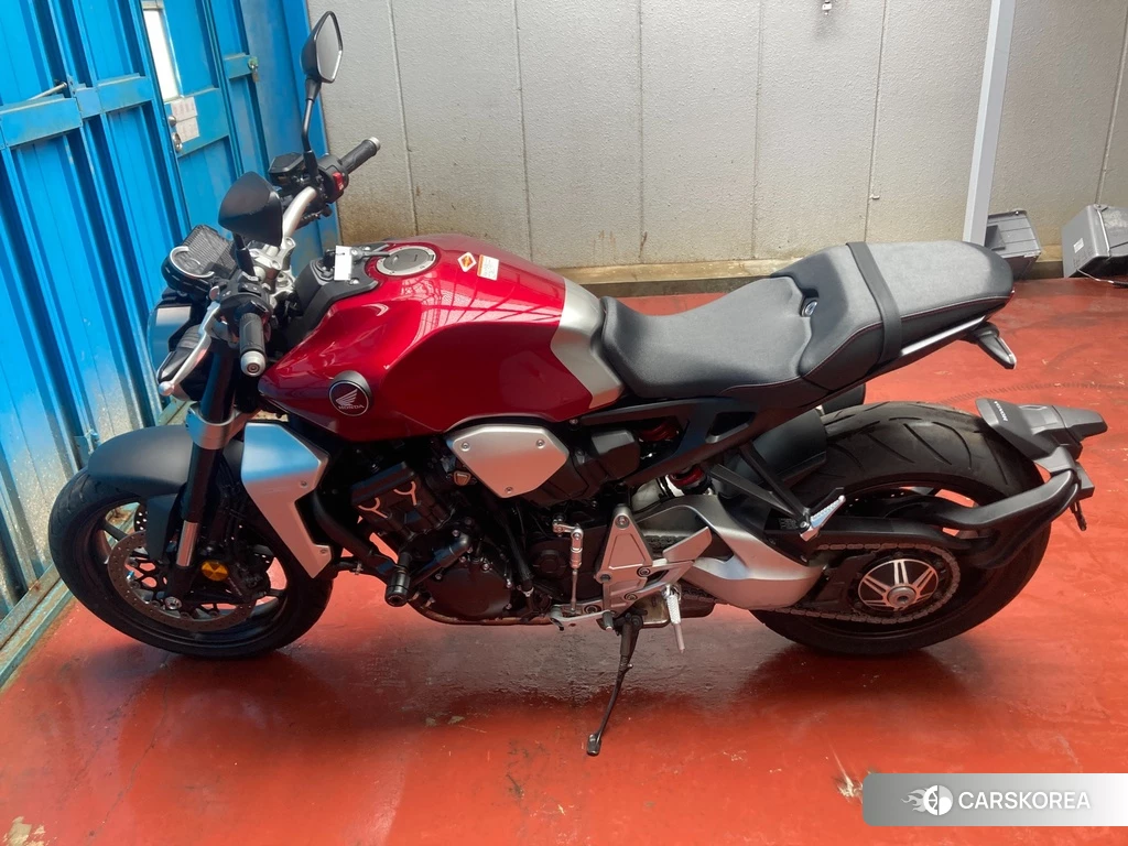 Проданный Honda CB1000R 2018 из Японии, фото 2