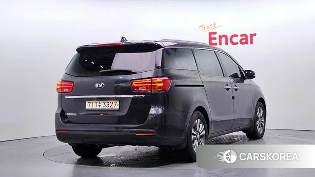 Kia The New Carnival id 4563140 из Кореи 12