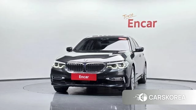 BMW 5 Series (G30) id 4294939 из Кореи 12