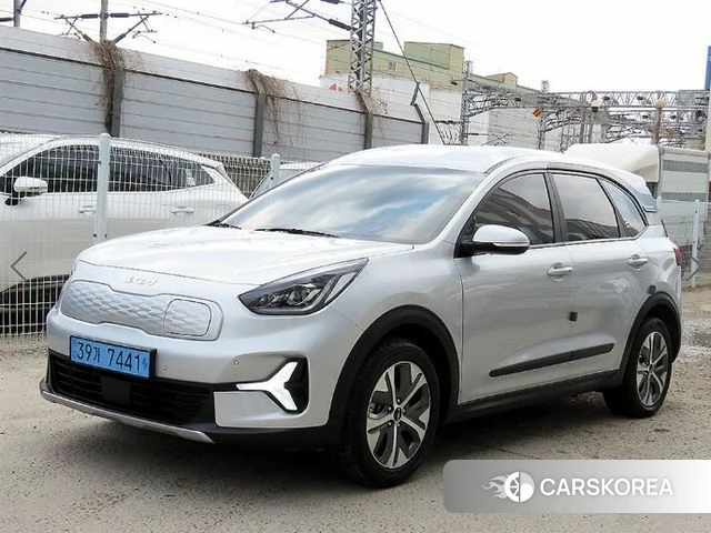 Kia Niro Plus id 3953710 из Кореи 12
